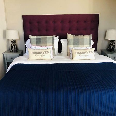 Pollards Inn Willaston  エクステリア 写真