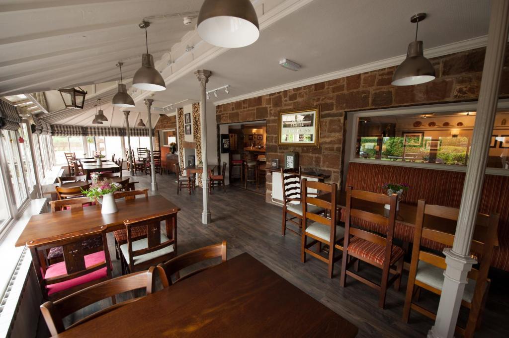 Pollards Inn Willaston  エクステリア 写真