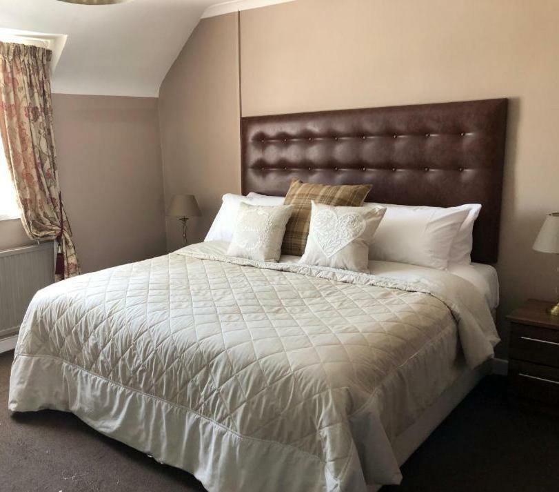 Pollards Inn Willaston  エクステリア 写真
